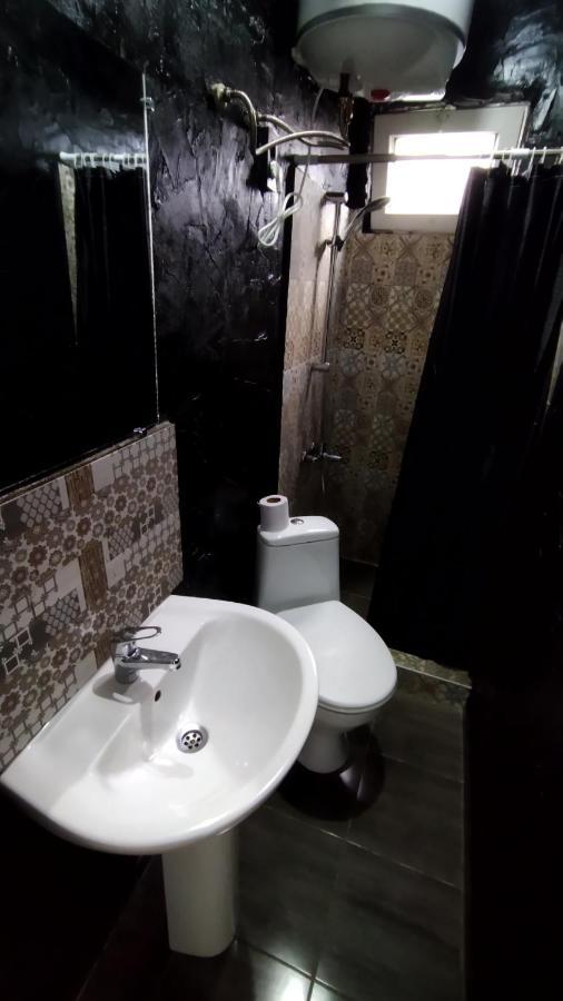 Shapatava Aparthotel Батумі Екстер'єр фото