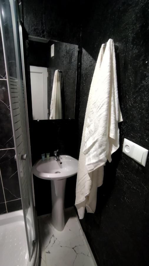 Shapatava Aparthotel Батумі Екстер'єр фото