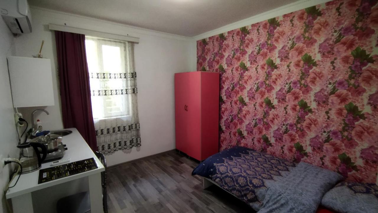 Shapatava Aparthotel Батумі Екстер'єр фото